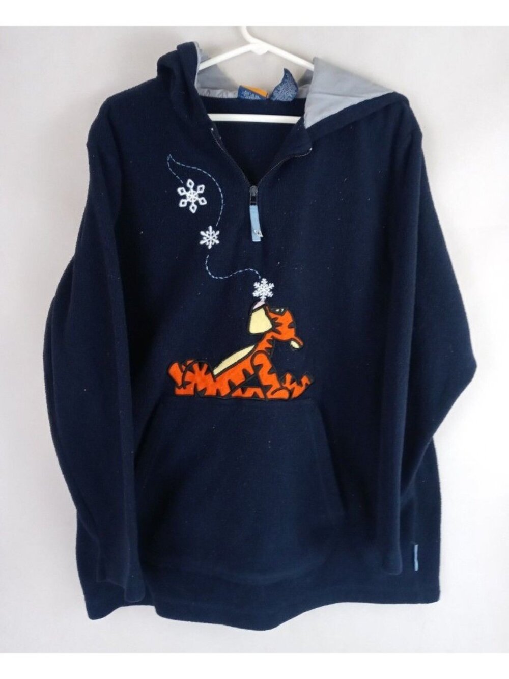 Disney Pooh Women's Blue Fleece Hoodie Tigger Catching Snowflakes Design 14W/16W
